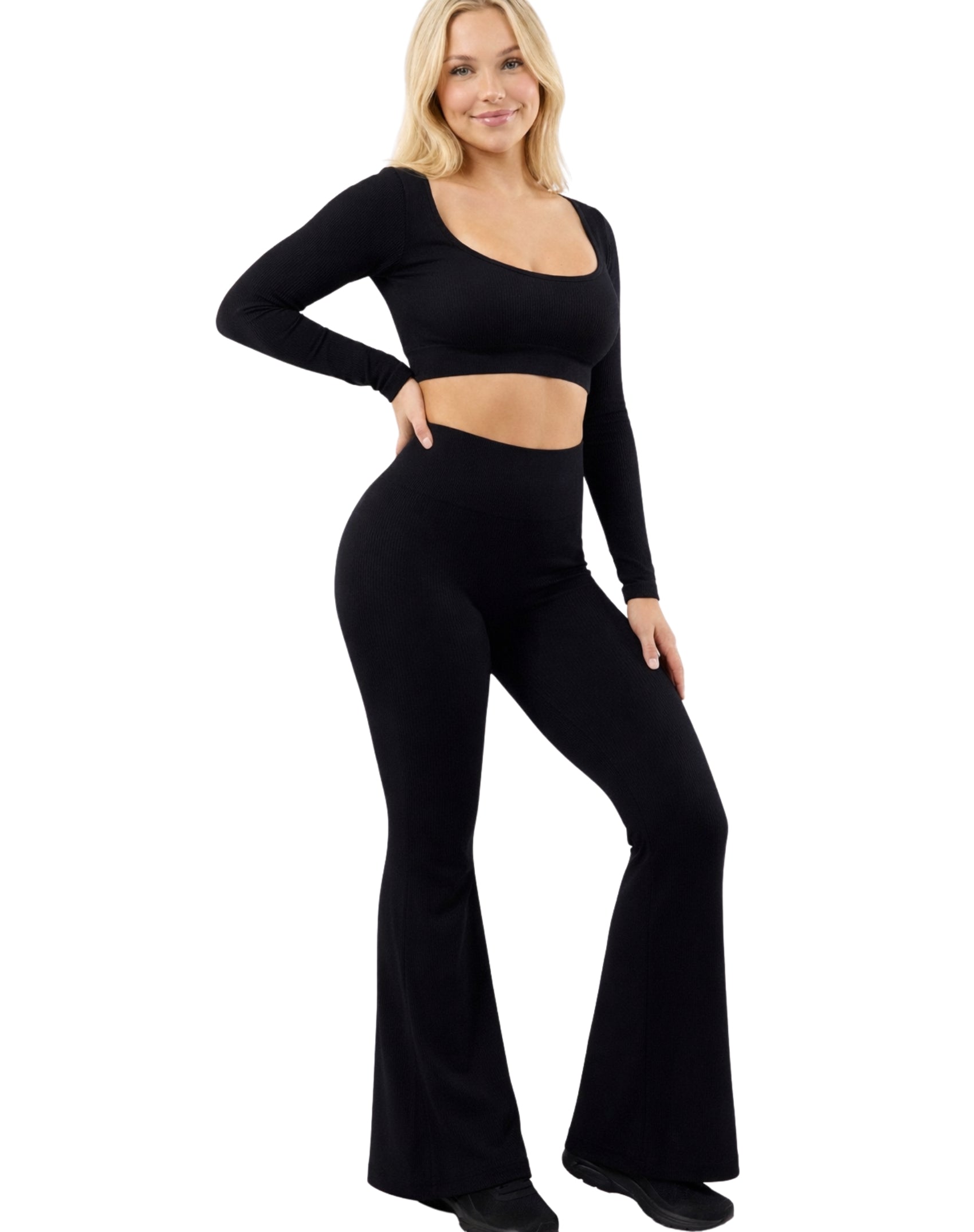 Conjunto deportivo legging campana sin push up + crop top manga larga