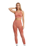 Conjunto legging + top olímpico con diseño de bloques